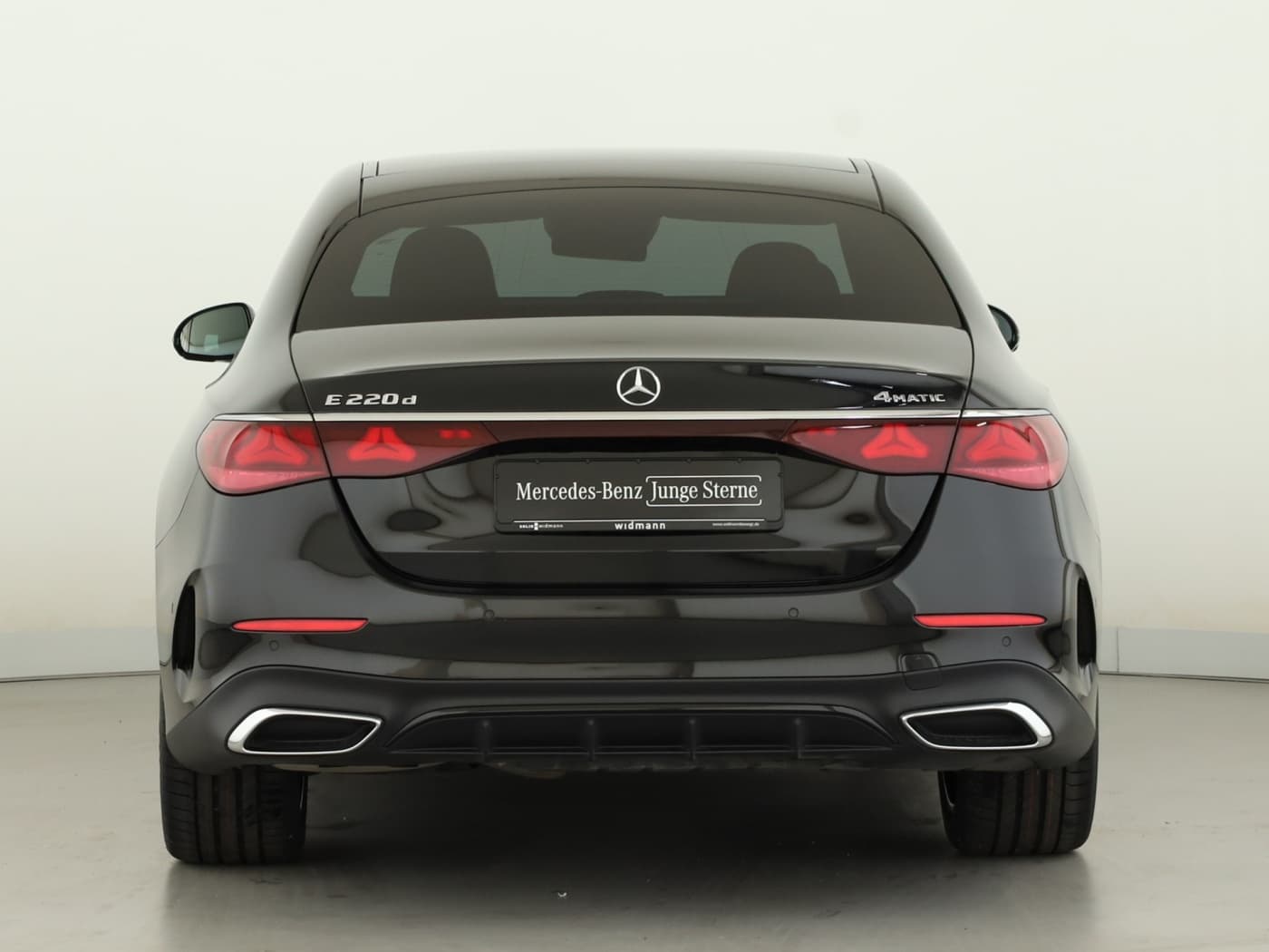 Mercedes-Benz E 220 d 4M Bild 4