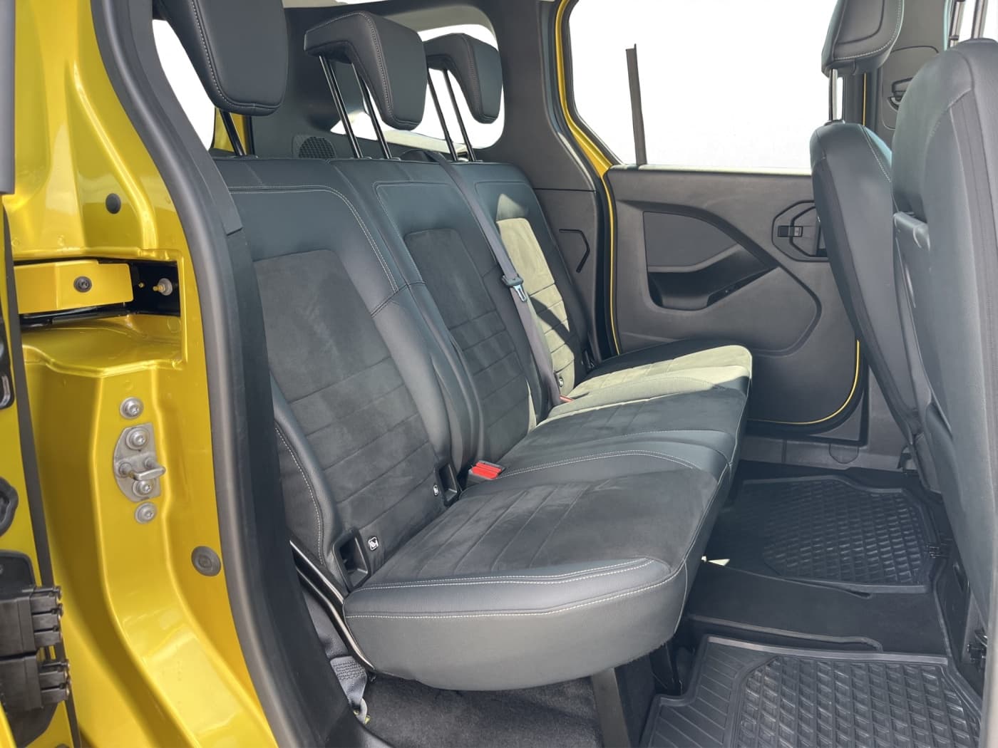 Mercedes-Benz T 180 d PROGRESSIVE EDITION Bild 15