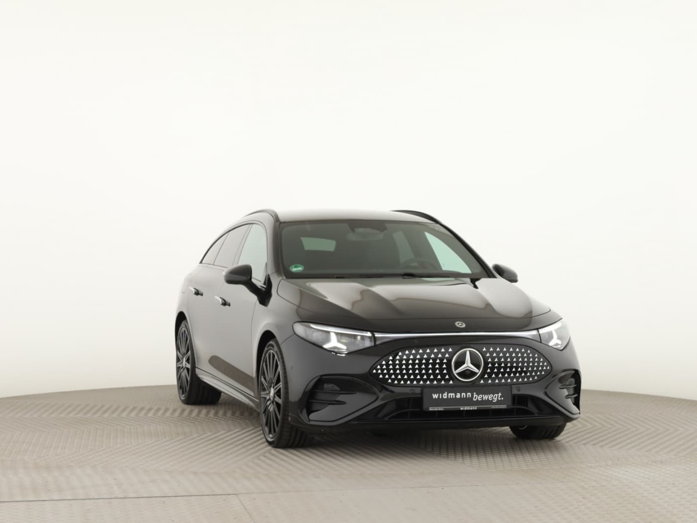 Mercedes-Benz CLA 350 4MATIC SB mit EQ Bild 3