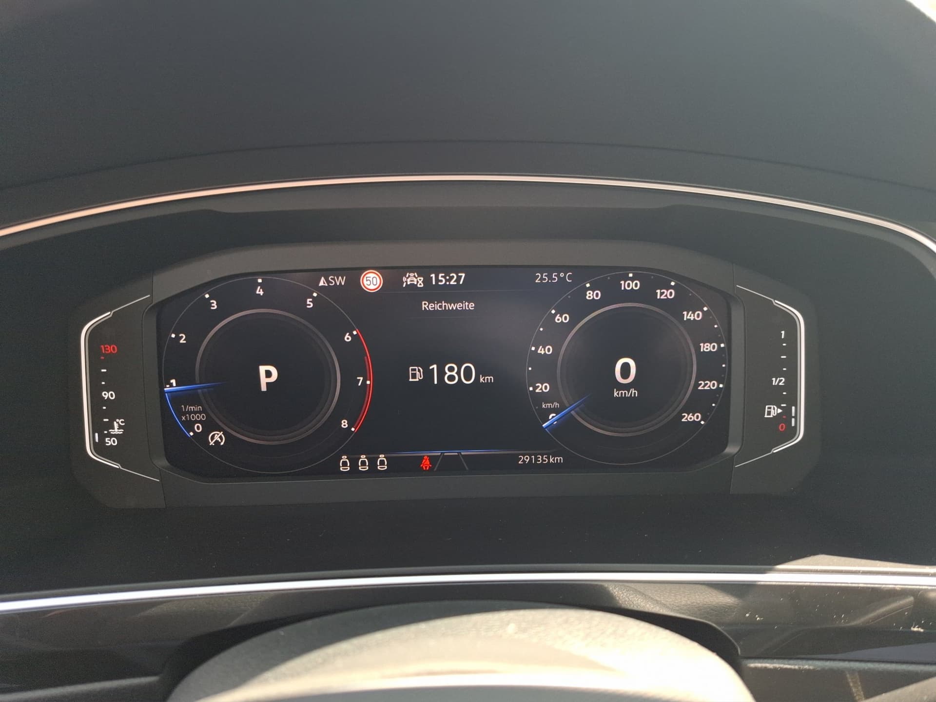 Volkswagen Tiguan Elegance 1.5 TSI DSG AHK NAVI ACC Bild 11