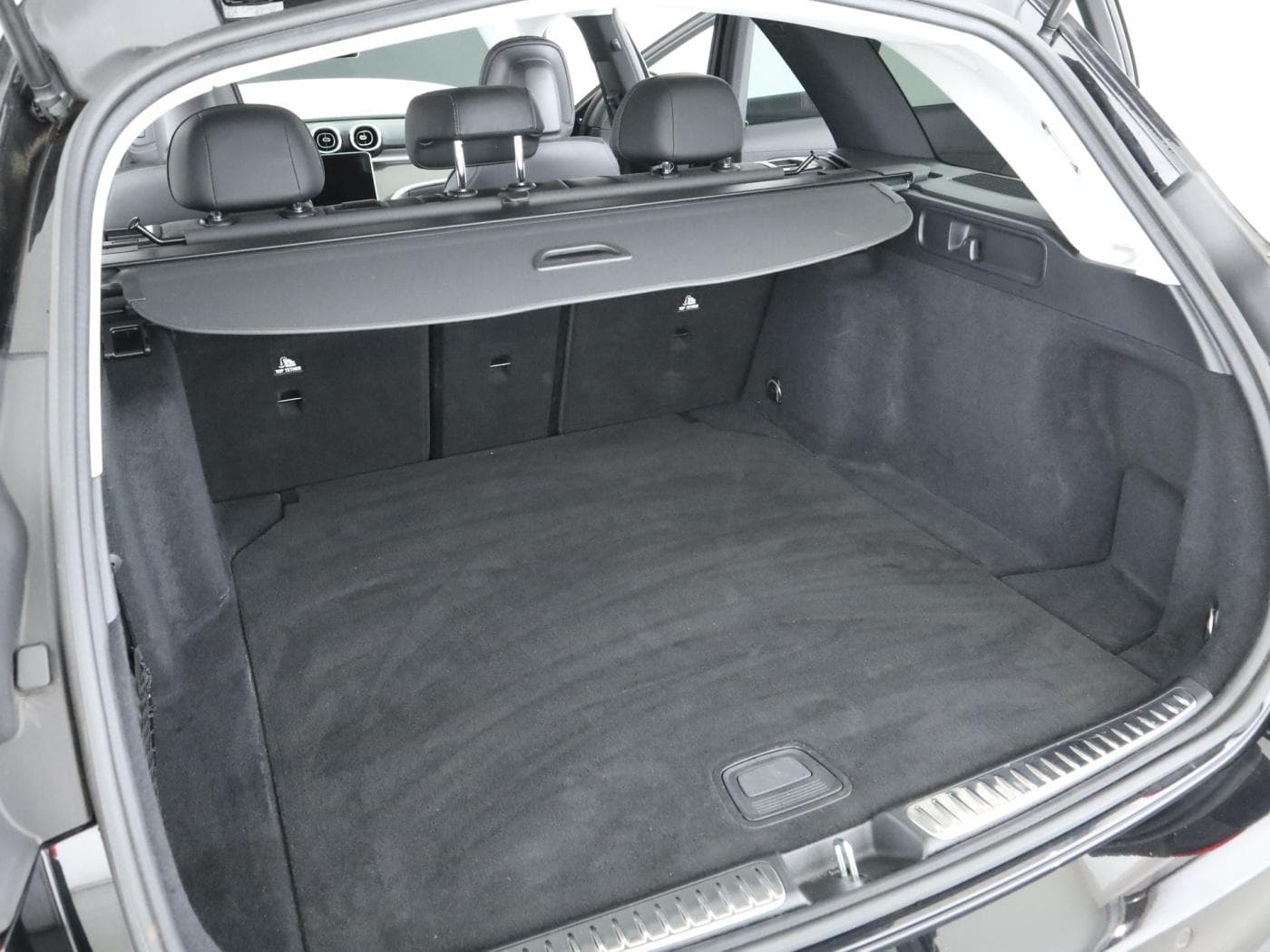 Mercedes-Benz C 300 d T Bild 22