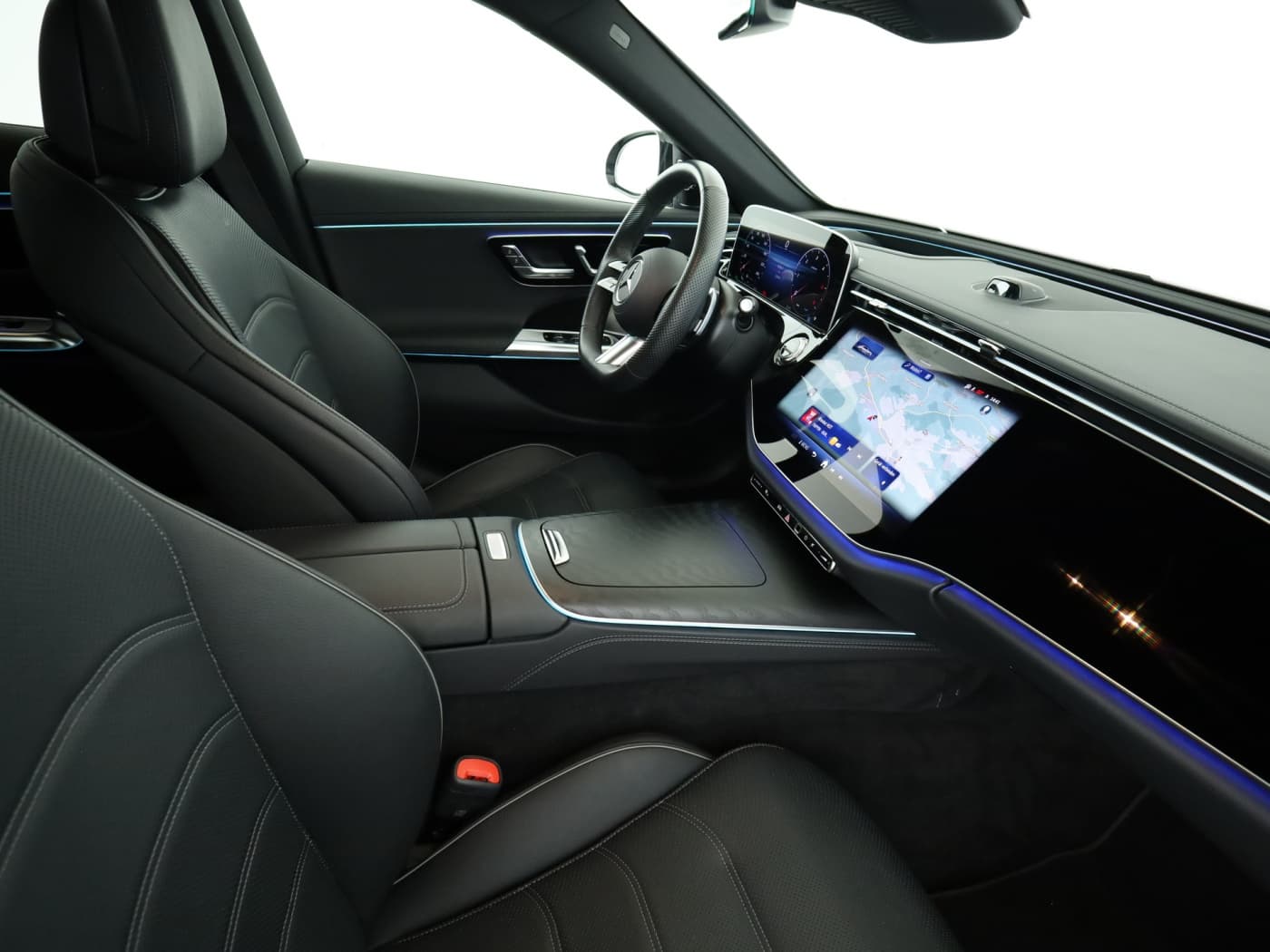 Mercedes-Benz E 220 d 4M Bild 17