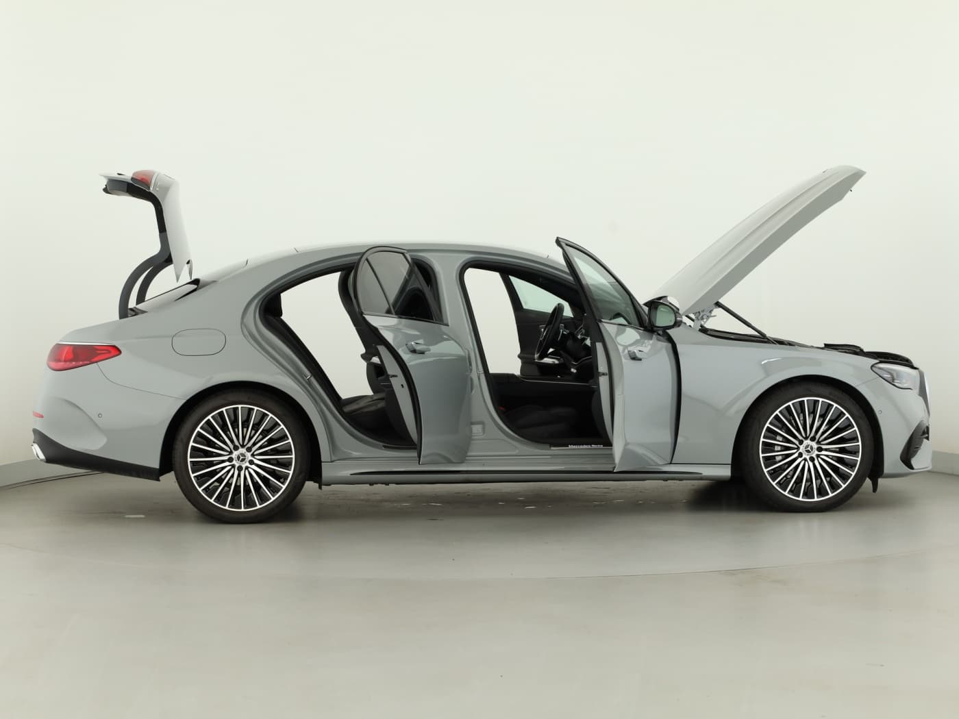 Mercedes-Benz E 220 d 4M Bild 8