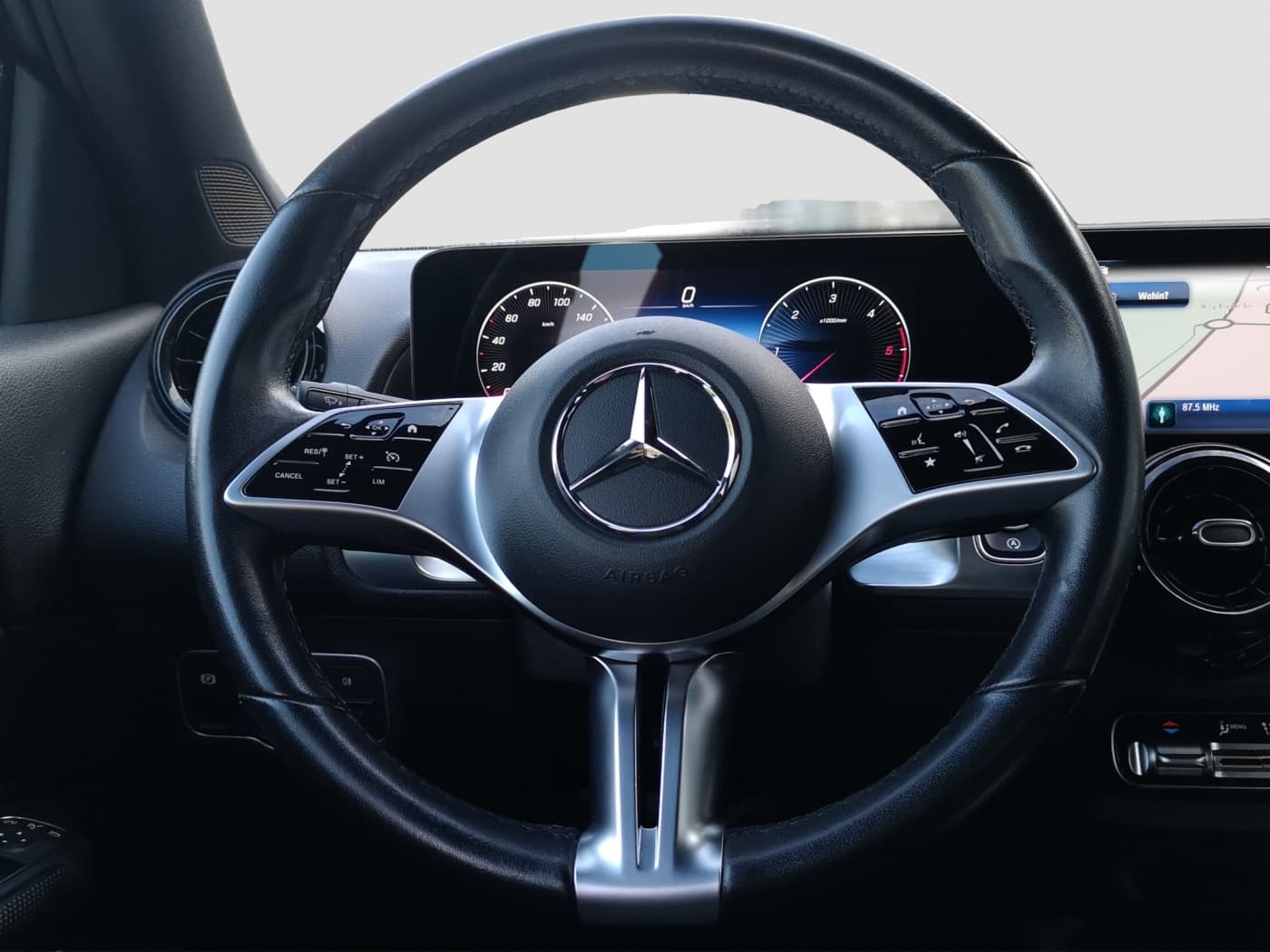 Mercedes-Benz GLB 200 d Bild 10