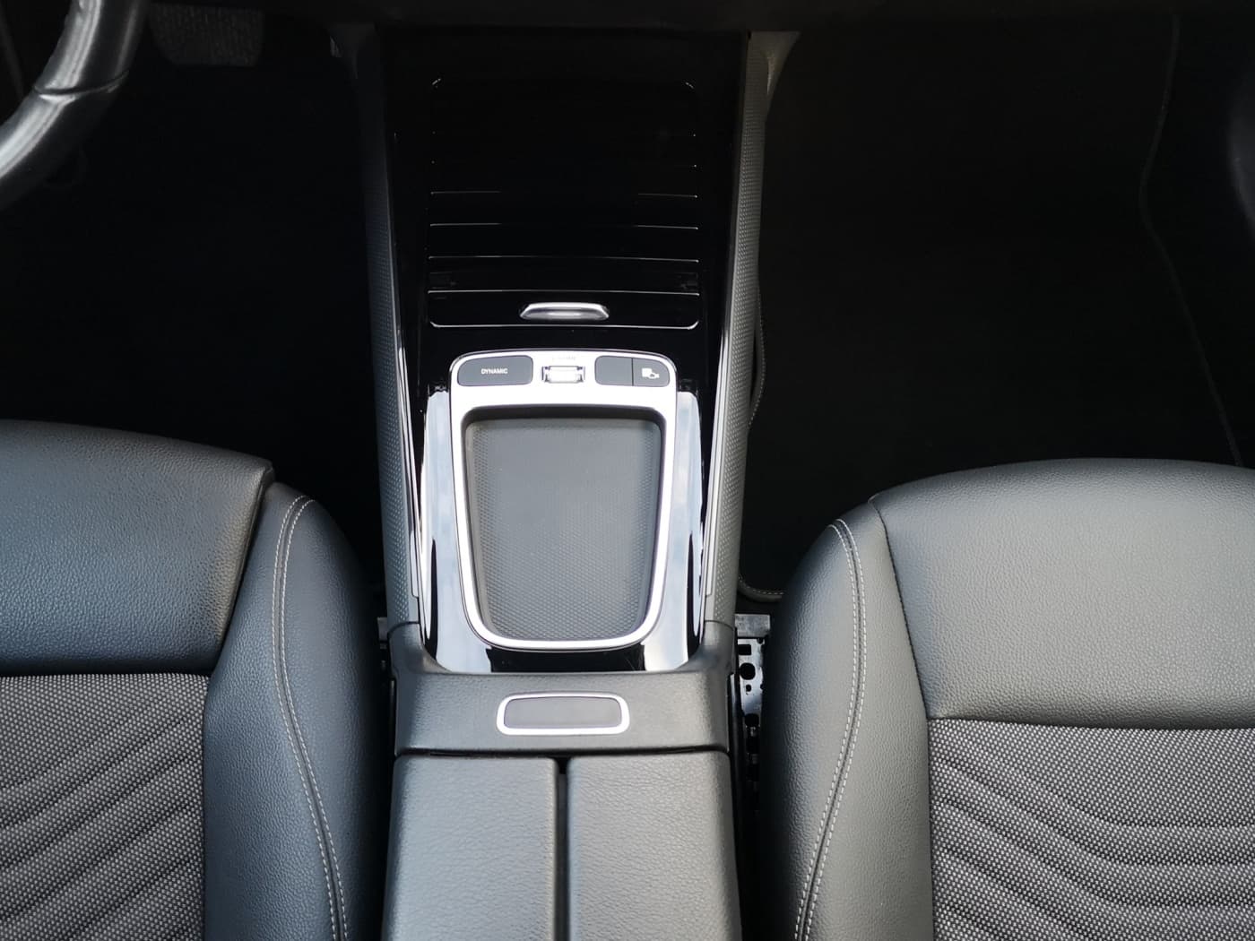 Mercedes-Benz GLB 200 d Bild 13