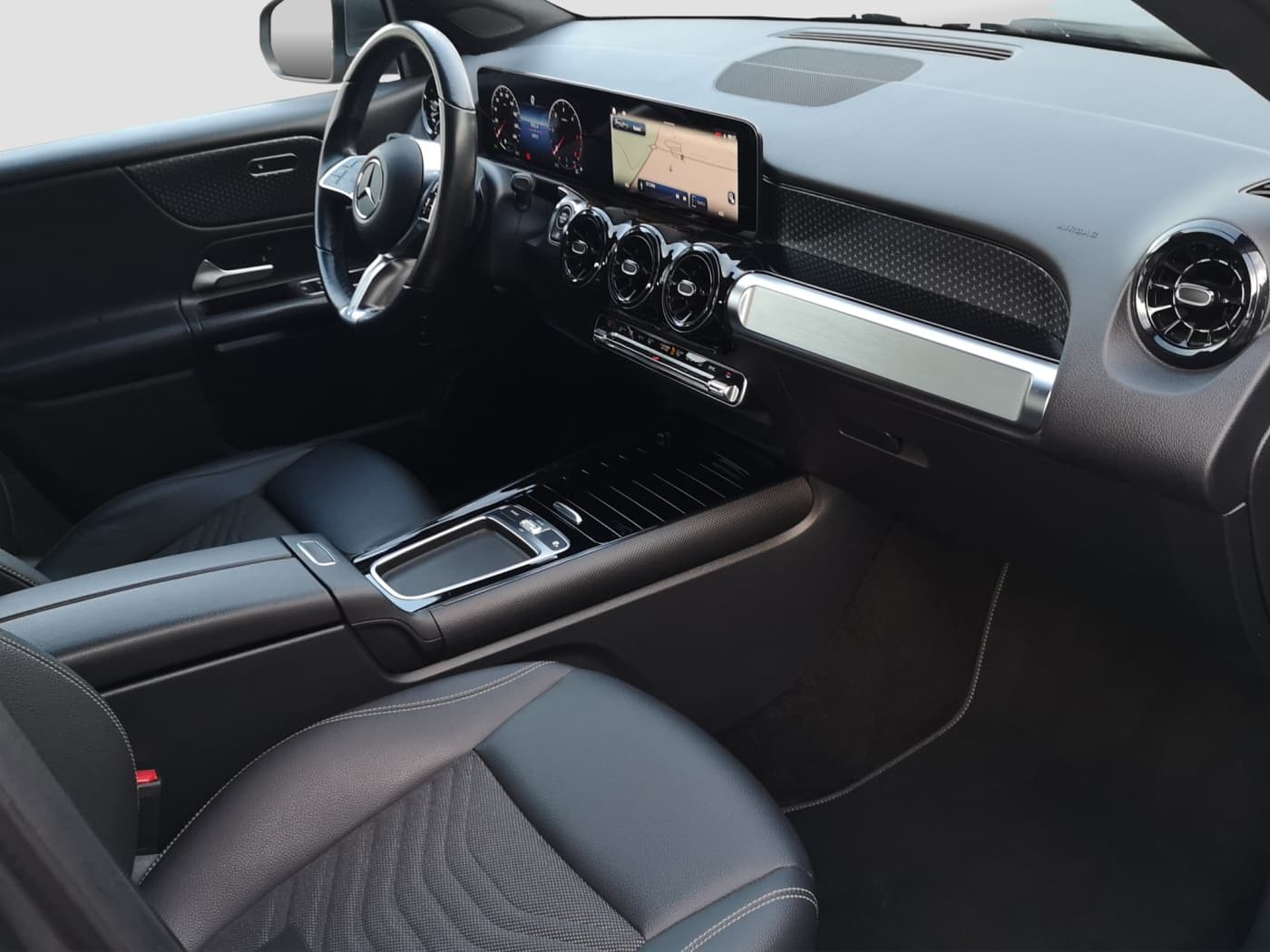Mercedes-Benz GLB 200 d Bild 15
