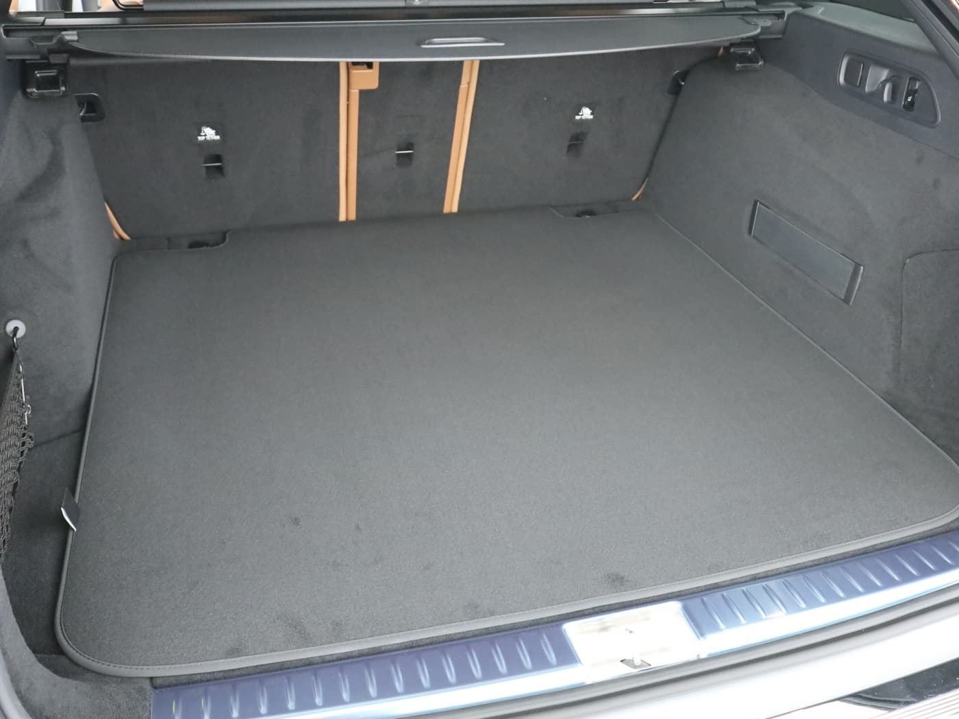 Mercedes-Benz E 220 d 4MATIC T-Modell Bild 23