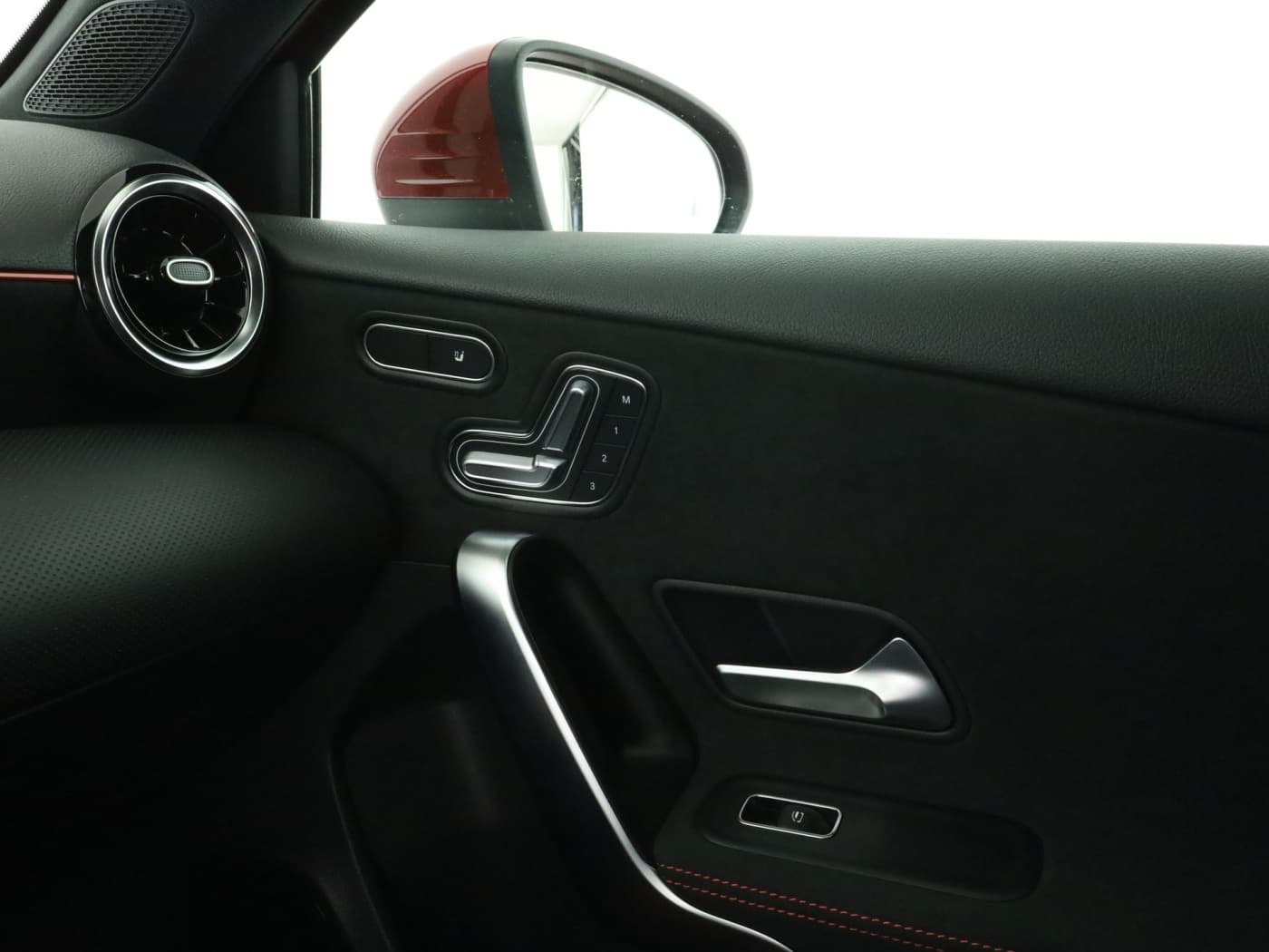 Mercedes-Benz A 45 AMG 4M Bild 16