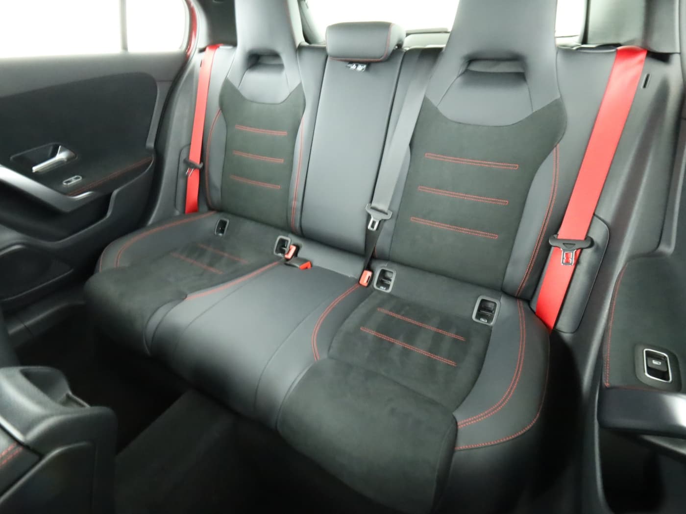 Mercedes-Benz A 45 AMG 4M Bild 18