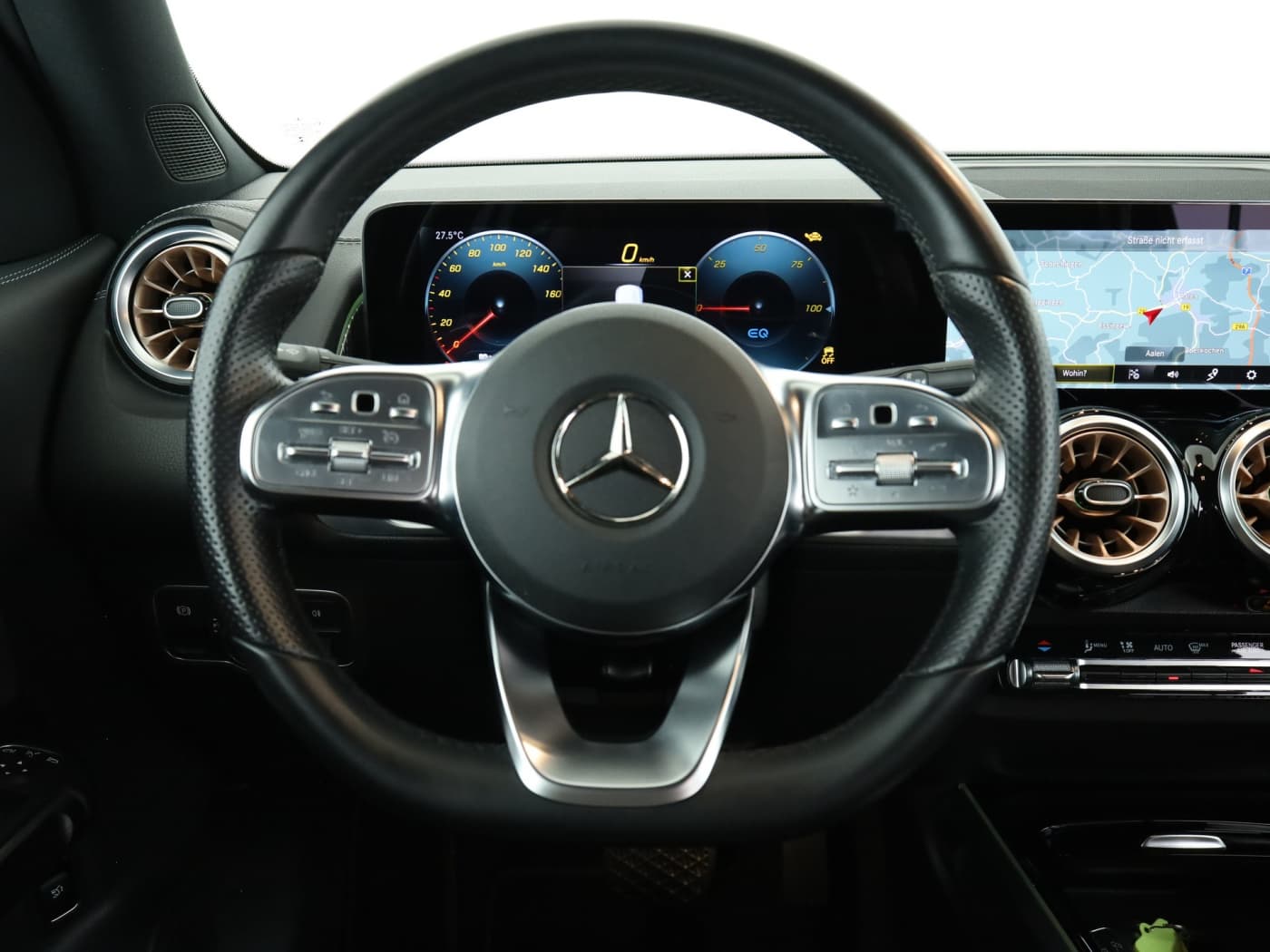 Mercedes-Benz EQB 300 4M Bild 11