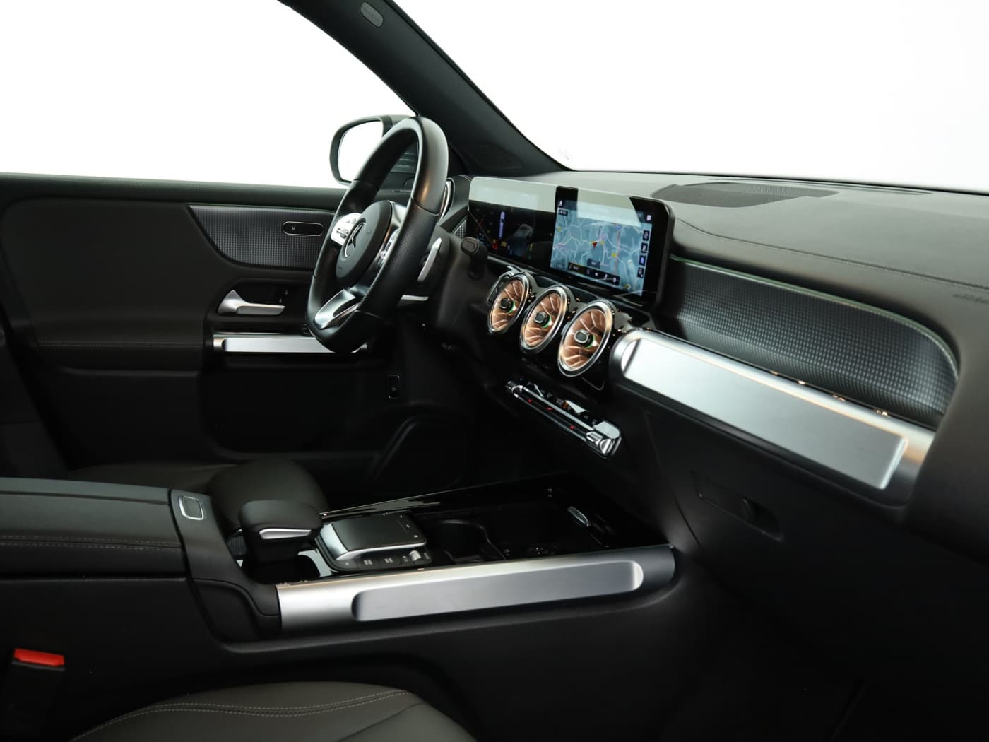 Mercedes-Benz EQB 300 4M Bild 17