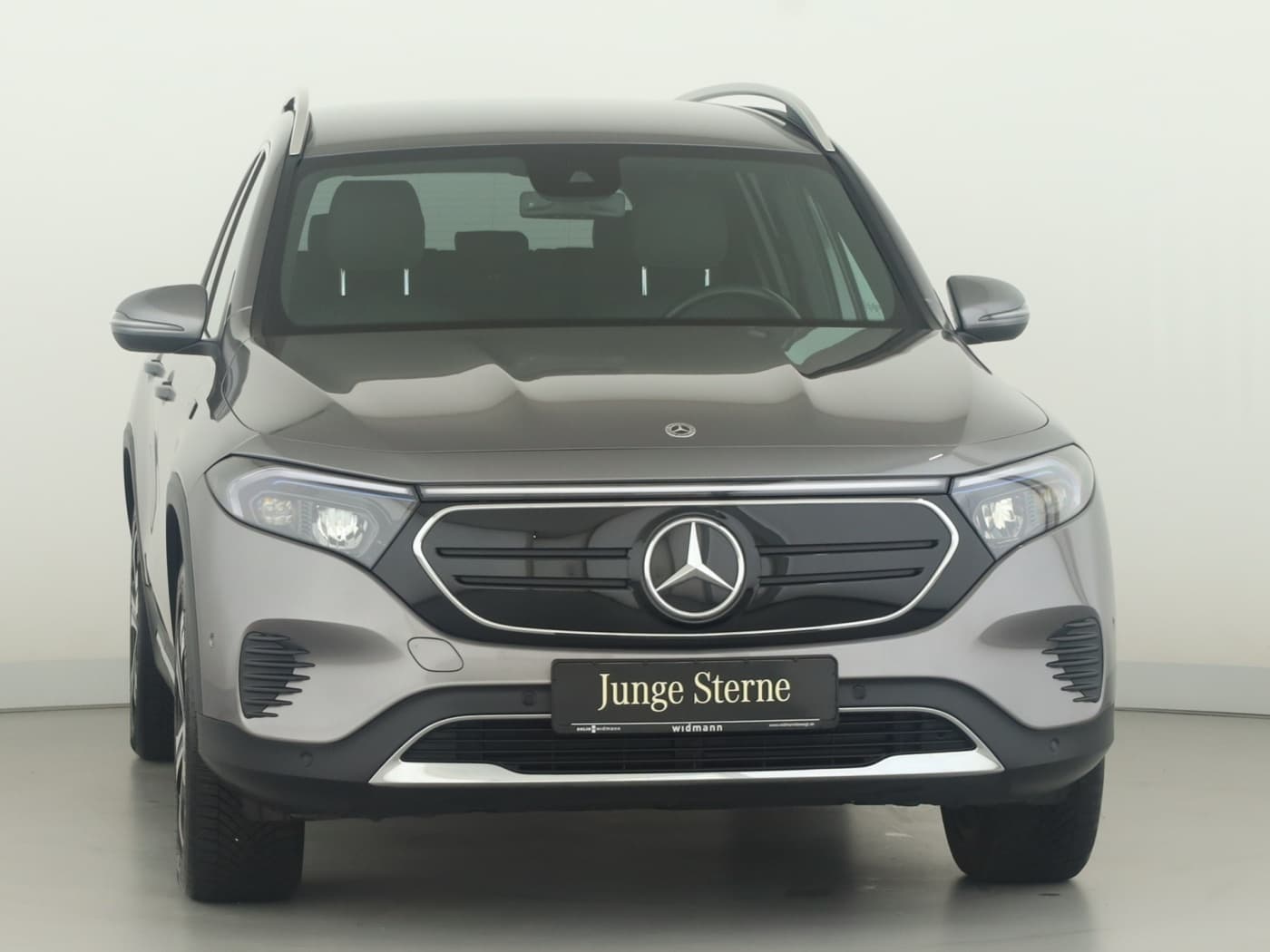 Mercedes-Benz EQB 300 4M Bild 3