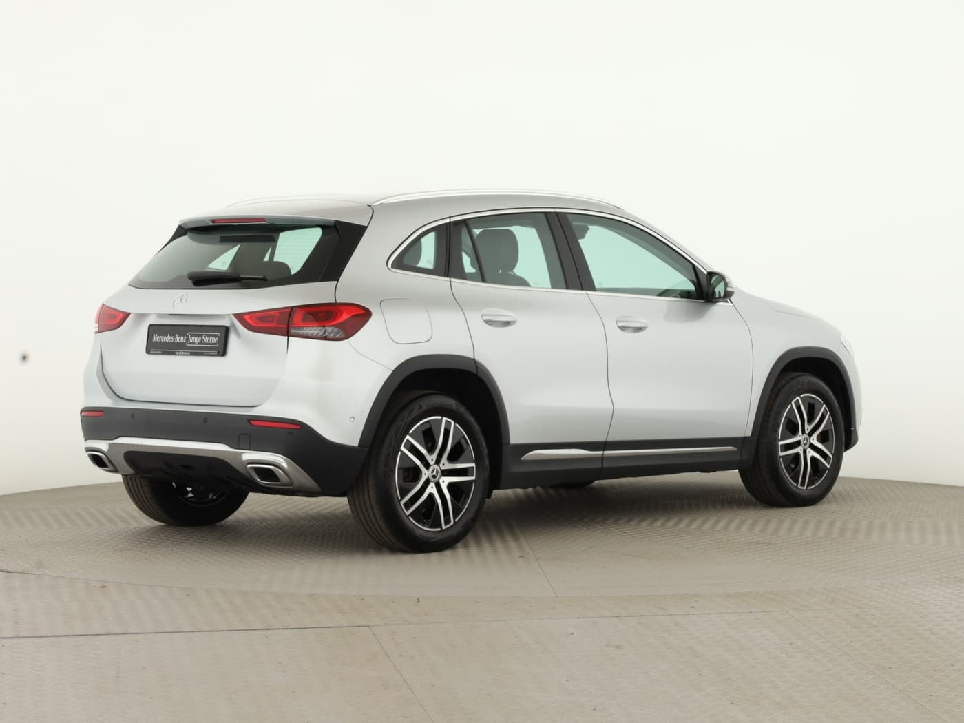 Mercedes-Benz GLA 250 e Bild 6